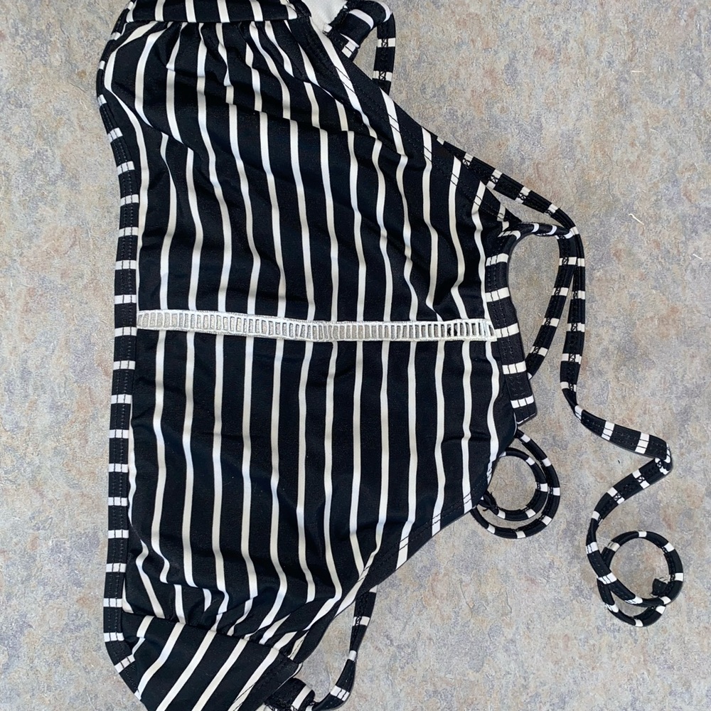 Bathing suit top